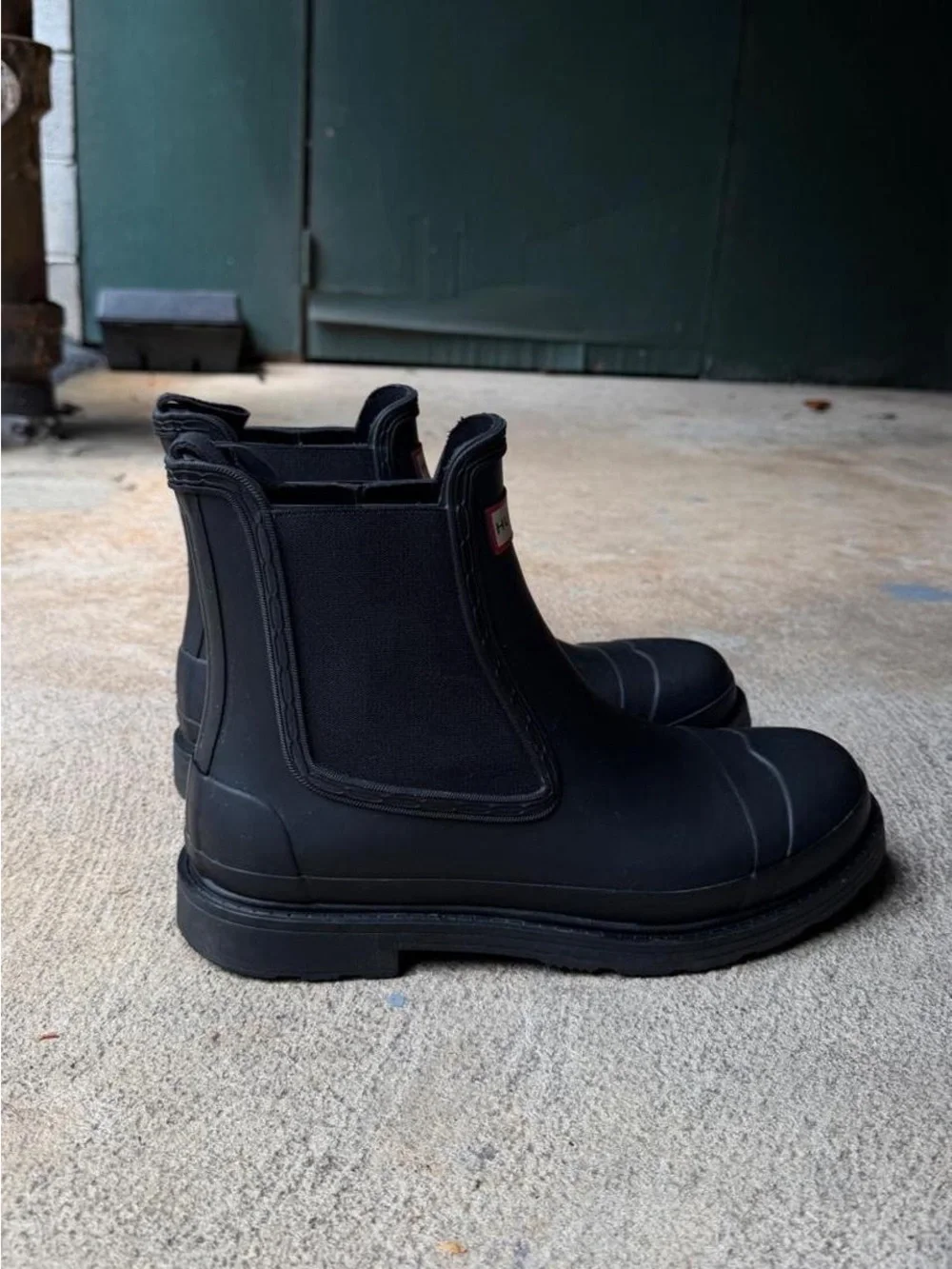 Hunter Men’s Black Chelsea Rain Boots